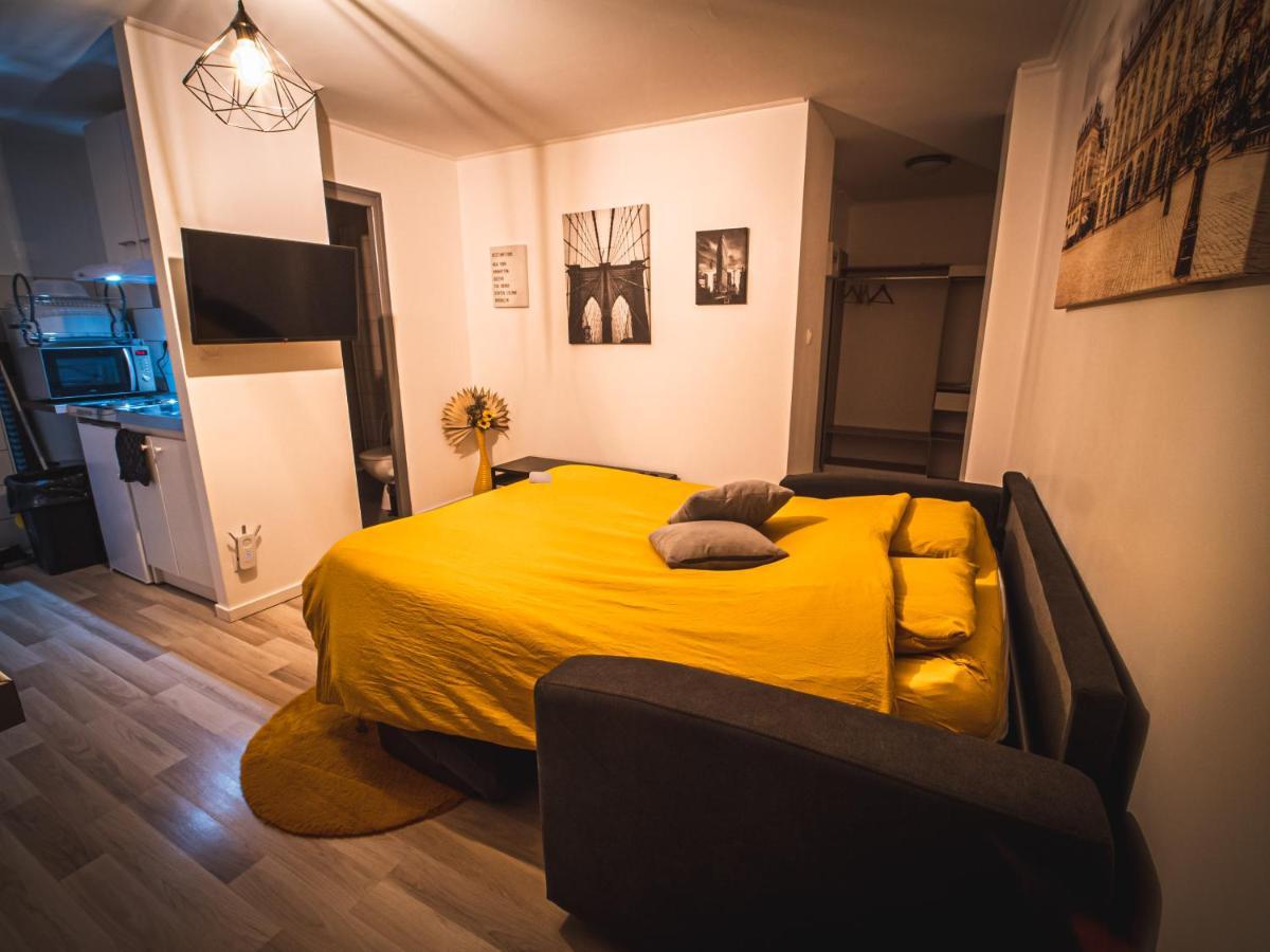 Le P'Tit Jeanne D'Arc Logements Insolites น็องซี ภายนอก รูปภาพ